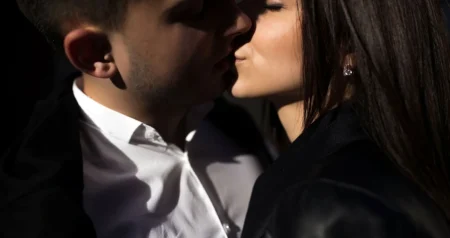 Crvena zastavica ko kuća! Obratite pažnju na ovaj obrazac ponašanja vašeg partnera