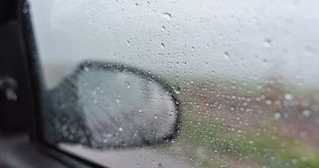 Zbogom zaleđenom staklu na automobilu uz 5 dugmadi