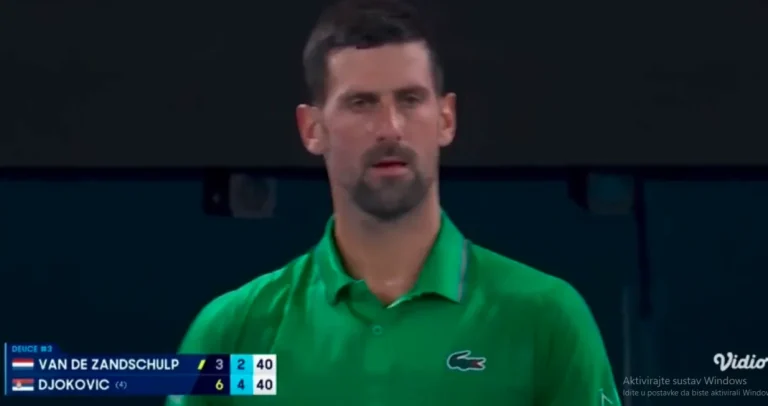 (VIDEO) Đoković zbog neshvatljive GLUPOSTI zamalo diskvalifikovan sa Australian Opena