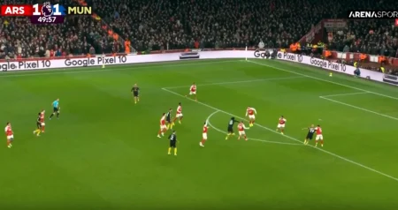 (VIDEO) United sa dva SPEKTAKULARNA gola srušio Arsenal