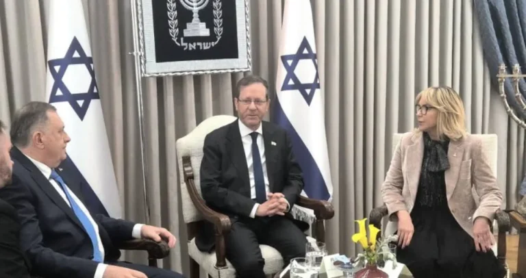 Dodik se sastao sa predsjednikom Izraela: Objavio fotografiju i uporedio Srbe i Jevreje Dodik se sastao sa predsjednikom Izraela: Objavio fotografiju i uporedio Srbe i Jevreje