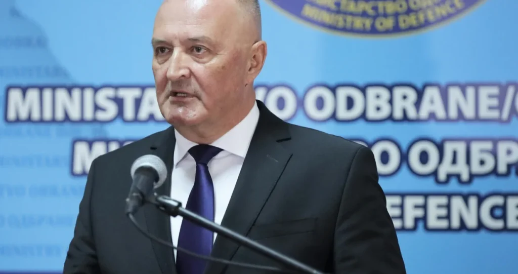 Helez: Dodik može samo ići za predsjednika udruženja penzionera, on je već pogrbljeni starac