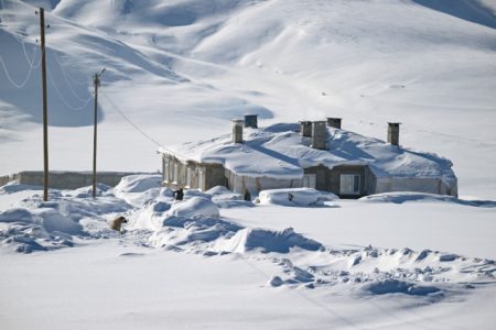 Surovi zimski uvjeti u turskom Vanu, visina snijega dostigla dva metra