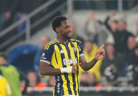 Aston Villa slavila u Istanbulu: Sancho donio trijumf