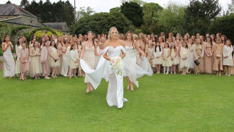 Kum nije dugme: Od starog kumstva do najboljih prijatelja