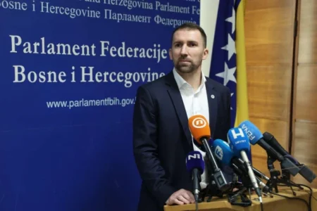 Delić potvrdio: Od 5. februara penzije veće za 11,6 posto, od polovine godine ukupno više od 17 posto