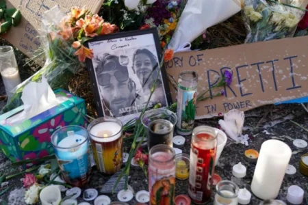 Bijela kuća brani deportacije nasilnih ilegalnih imigranata nakon smrtonosne pucnjave u Minnesoti Bijela kuća brani deportacije nasilnih ilegalnih imigranata nakon smrtonosne pucnjave u Minnesoti