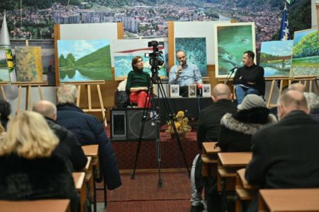 U okviru manifestacije Dani Isaka Samokovlije otvorena izložba i promovirana zbirka poezije