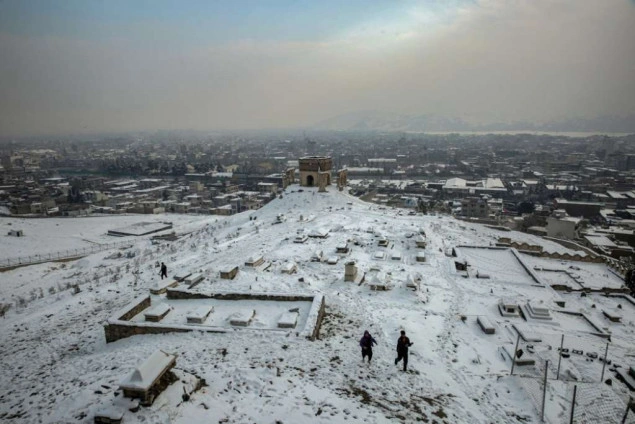 Snijeg i obilne kiše u Afganistanu u protekla tri dana usmrtile 61 osobu Snijeg i obilne kiše u Afganistanu u protekla tri dana usmrtile 61 osobu