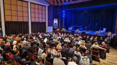 Muzička bajka Od Bacha do sevdaha izvedena u švicarskom Zofingenu