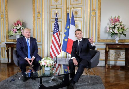 Trump zaprijetio carinama od 200 posto na francuska vina kako bi dobio Macronovu podršku Odboru za mir