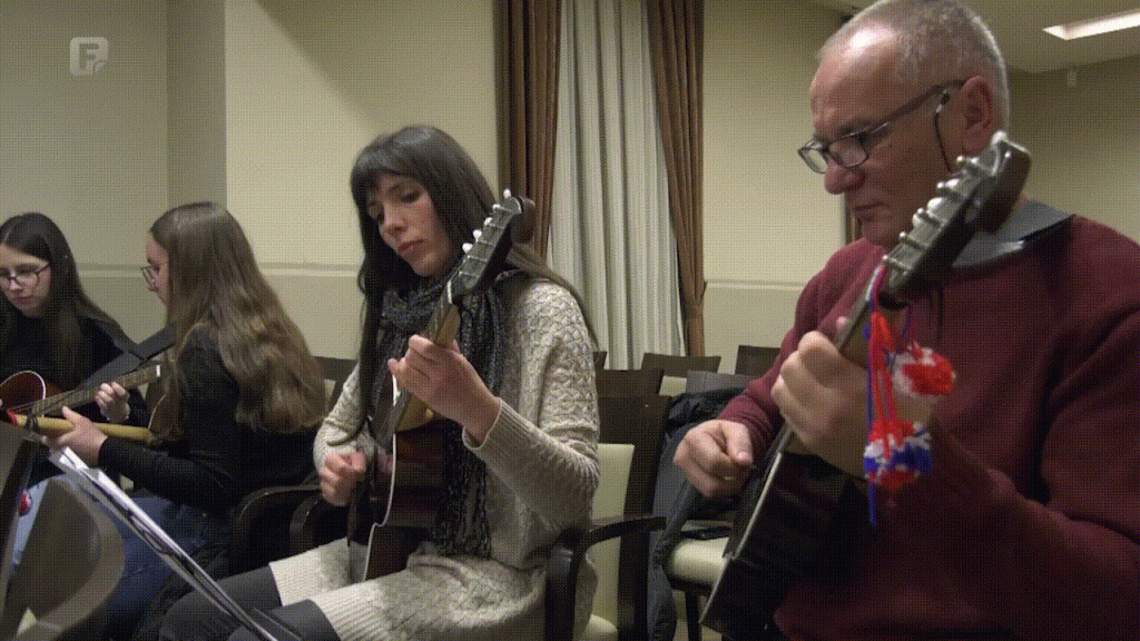 Stručne radionice s renomiranim glazbenicima: Tamburica sve popularnija među mladima u Orašju