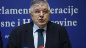 Predstavnički dom pred novom krizom: Kreće pokušaj smjene Miokovića