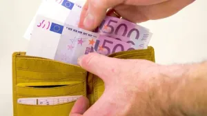 Strašan lančani sudar u Sloveniji: Zapalio se kamion, dva vozača u bolnici