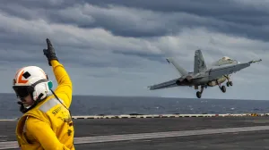 Ne žele da ih napadne SAD – Trump: Imamo veliku flotu koja ide u Iran