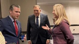 (VIDEO) Vučinić ismijao Dodika i Cvijanović – Šunjao se po hodniku kako ih ne bi sreo