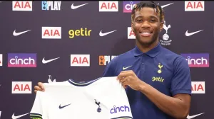 Wayne Rooney izjavom zapalio navijače: Oni se bore za opstanak