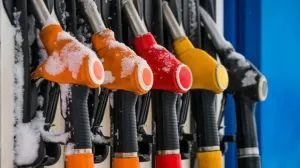 Da li ste znali za dva dugmeta koja uklanjaju maglu sa šoferšajbe?