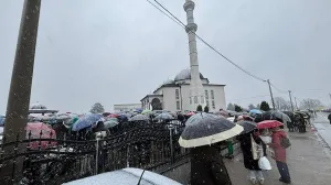 Adnane nisi sam odjekuje Sarajevom: Kolona stigla pred Kantonalni sud
