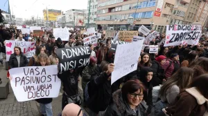 (FOTO) Novi protest u Sarajevu: Građani blokirali saobraćaj kod Zemaljskog muzeja