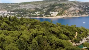 Ovaj mali otok u Sredozemnom moru krasi 360 džamija: Glumio je i planet u filmu Star Wars