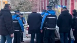 MUP KS o drami u Sarajevu: Uhapšen vozač koji je jurio prema masi, pronađena hrpa droge