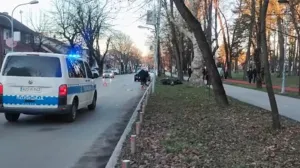 Teška saobraćajna nesreća u bh. gradu: Automobil udario tri pješaka, jedna osoba je poginula