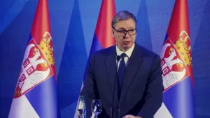 (VIDEO) Vučić pred punom dvoranom natjerao ženu da otkrije djetetu da mu nije biološka majka (VIDEO) Vučić pred punom dvoranom natjerao ženu da otkrije djetetu da mu nije biološka majka