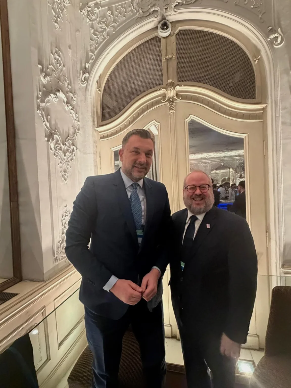 Konaković u Minhenu sa Trumpovim izaslanikom: Sarajevska hagada u fokusu razgovora
