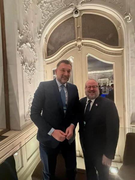 Konaković u Minhenu sa Trumpovim izaslanikom: Sarajevska hagada u fokusu razgovora