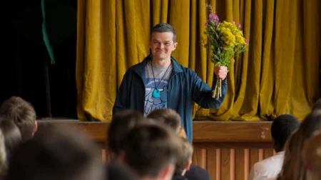 Film I Swear je ostvarenje uz koje ćete se osjećati istovremeno i nelagodno i nasmijano