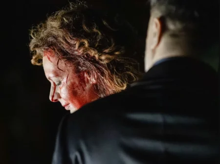 Euripid je prvi koji je čovjeka prikazao plijenom vlastitih strasti, prvi koji nastoji opisati njihove učinke