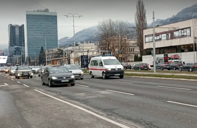 Okončan najmasovniji protest povodom tramvajske nesreće: Upućeni jasni zahtjevi vlastima