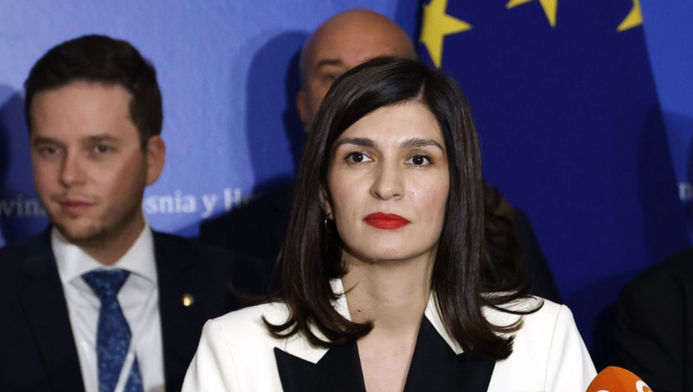 Da li je Ćudić iskrena kada poziva na jedinstvo probosanskih snaga?: Najbolje će to pokazati ukoliko Trojka spriječi da HDZ, kao najbliži Dodikov partner dobije još jednog sudiju u Ustavnom sudu BiH