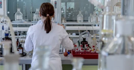 Doktori u čudu: Mladiću u tijelu pronašli granatu iz Prvog svjetskog rata, bolnica evakuisana