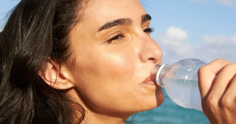 Hidratacija je ključna: Mali znakovi koji pokazuju da ne pijete dovoljno vode