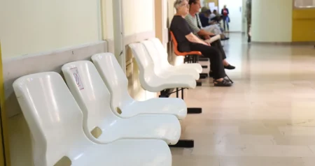 Općina Centar: Do 5.000 KM jednokratne pomoći za troškove liječenja u 2026.