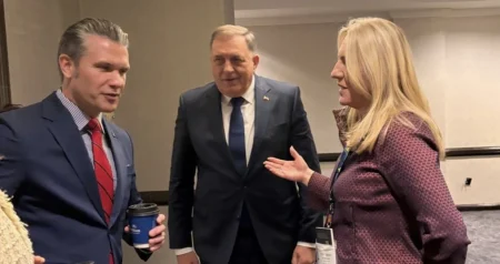 Ne može čovjek u miru ni kafu popiti: Cvijanović i Dodik zaskočili američkog ministra na pauzi