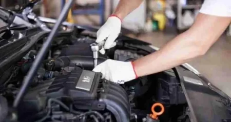 Mehaničarka otkriva: Ovo su znakovi da vas varaju i naplaćuju popravak auta kao suho zlato