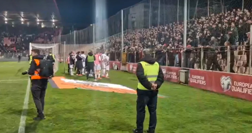 (VIDEO) Pogledajte šta se dešavalo pred sjevernom tribinom nakon pobjede Sarajeva nad Čelikom