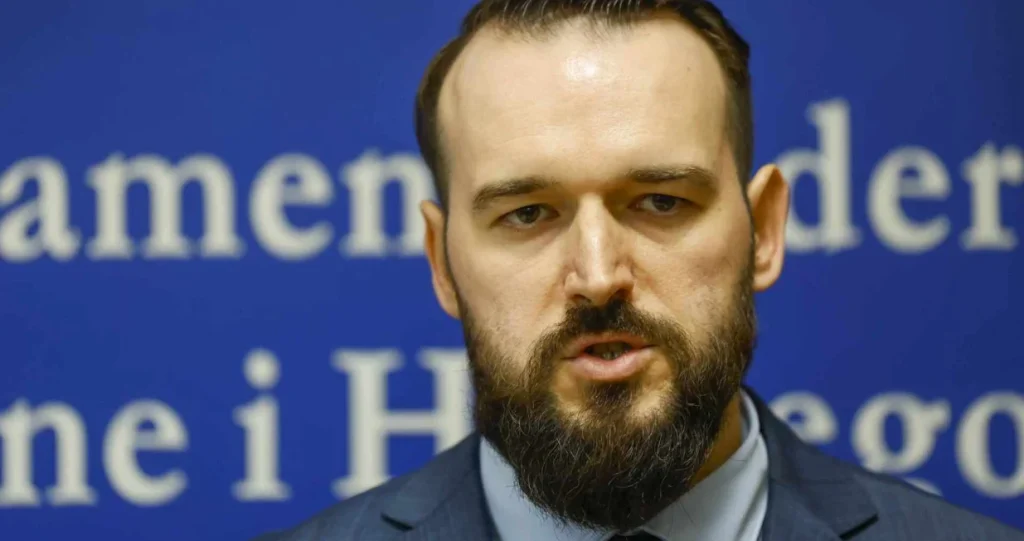 Čavalić napustio SBiH pa obrazložio ovu odluku: Nisam došao da gubm vrijeme…