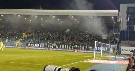 (VIDEO) Manijaci se nakon vodećeg gola odmah obratili Sokolovima, pogledajte šta su uradili