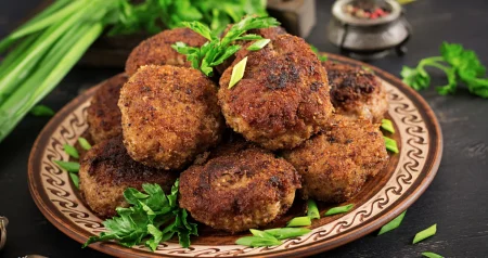 Trik je u ovome: Evo kako da ispohujete meso bez mnogo mučenja