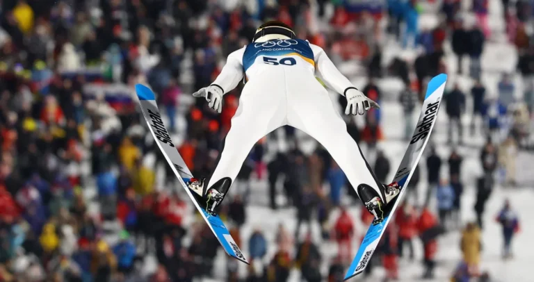 Domen Prevc SPEKTAKULARNIM preokretom osvojio olimpijsko zlato Domen Prevc SPEKTAKULARNIM preokretom osvojio olimpijsko zlato