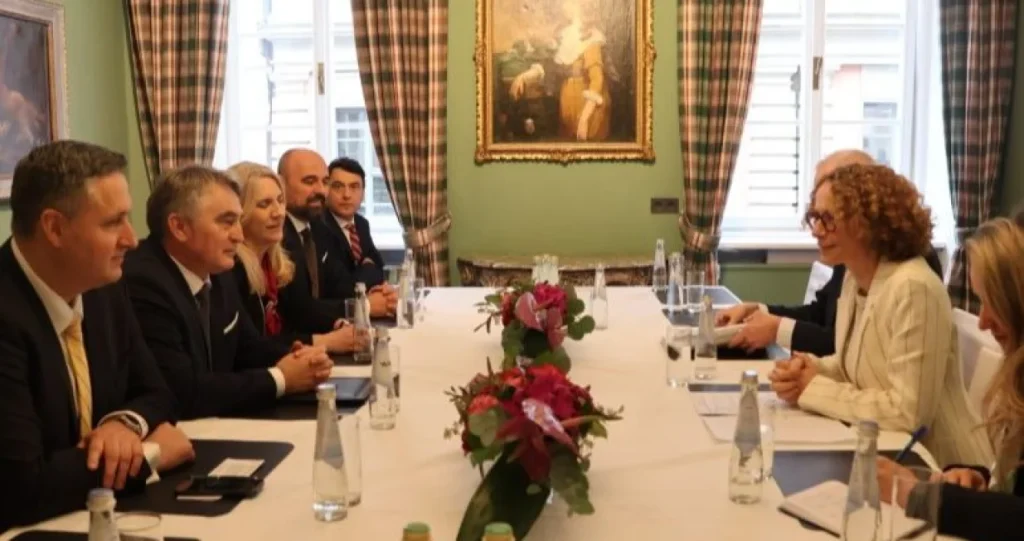 Predsjedništvo BiH: Ispunjeni svi uslovi da BiH što prije uputi poziv za pristupanje NATO-u