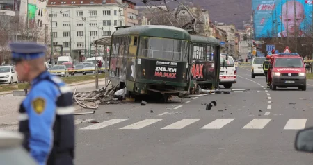 Advokat vozača tramvaja: Dobio je ubrzanje 30 metara prije raskrsnice, vozač ga je pokušao zaustaviti