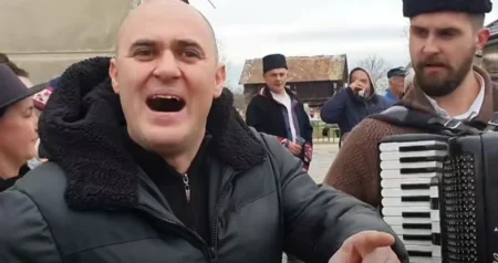 Skandal u Hrvatskoj: Političar snimljen kako pjeva ustaške pjesme i veliča Pavelića