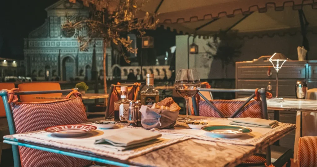 Skandal u Austriji: Nisu je pustili u restoran jer je nosila maramu – sada joj prijete tužbom?