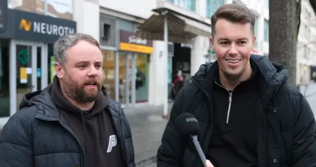 Navijači Crystal Palacea iz Sarajeva stigli u Mostar, jedan je ostao bez šala: Ukrali su mi kod…