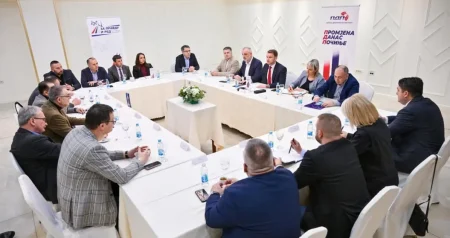 Opozicija mora na svjetlo, a ne u sjenu: Ideja vlade u sjeni ponovo u fokusu